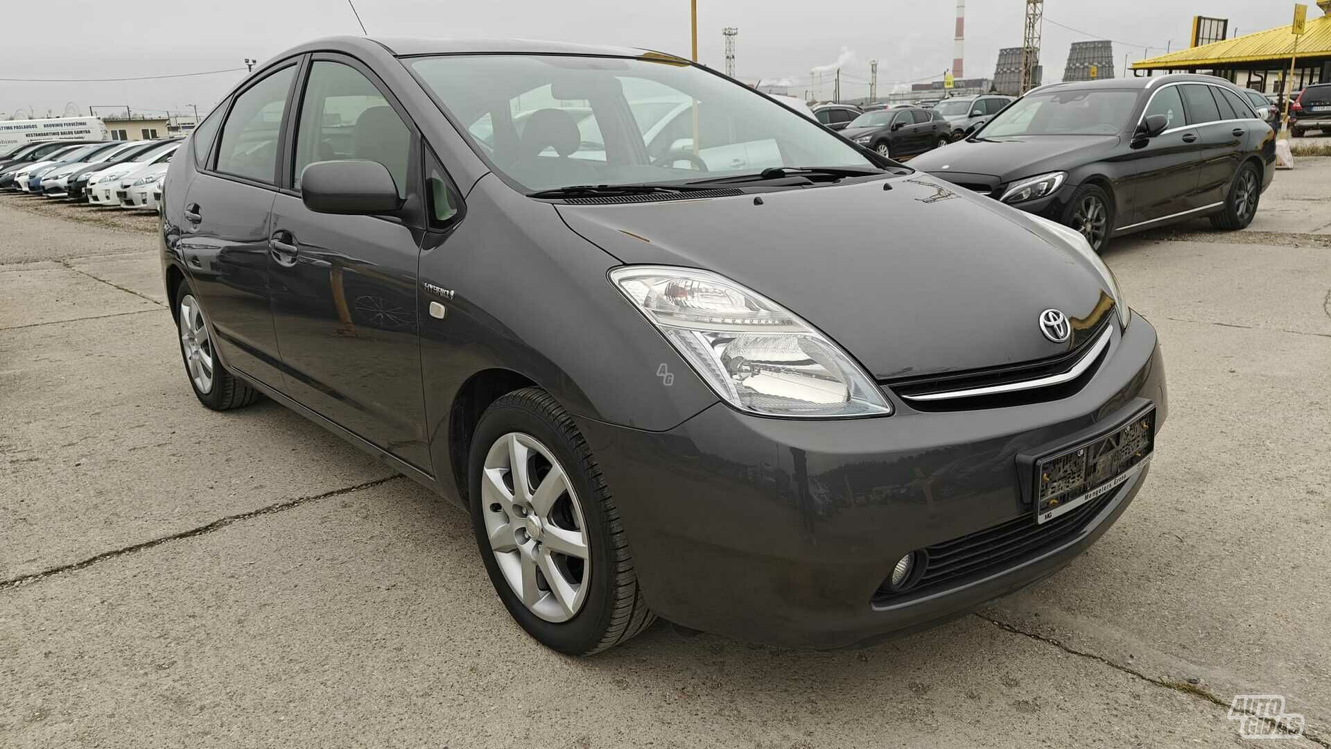 Toyota Prius 2007 г Хэтчбек