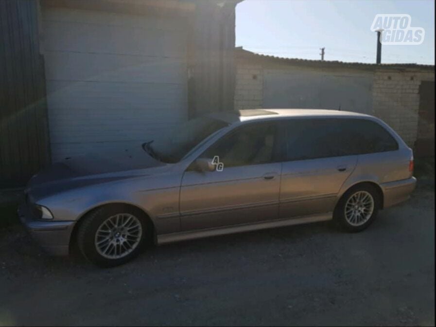 Bmw 530 E39 2001 m dalys