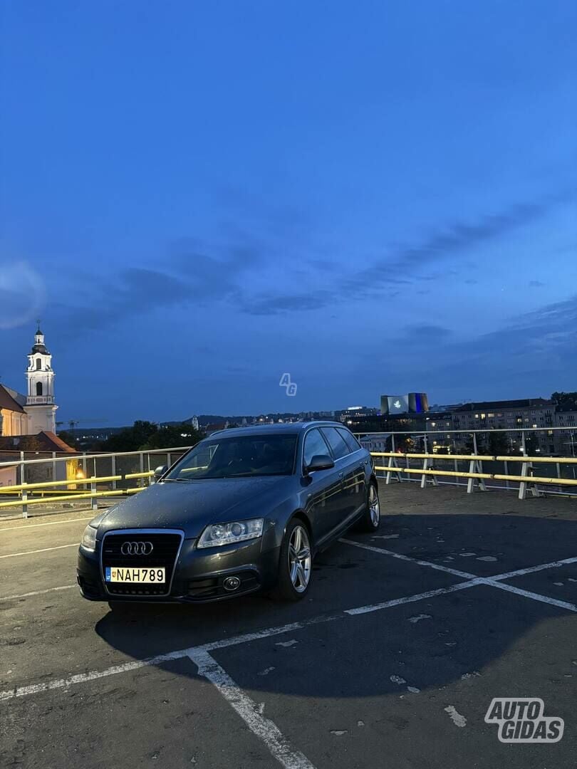 Audi A6 2010 г Универсал