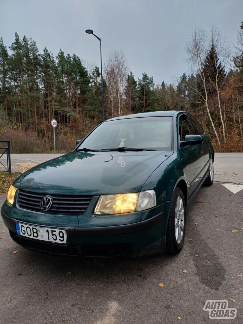 Volkswagen Passat B5 1998 y