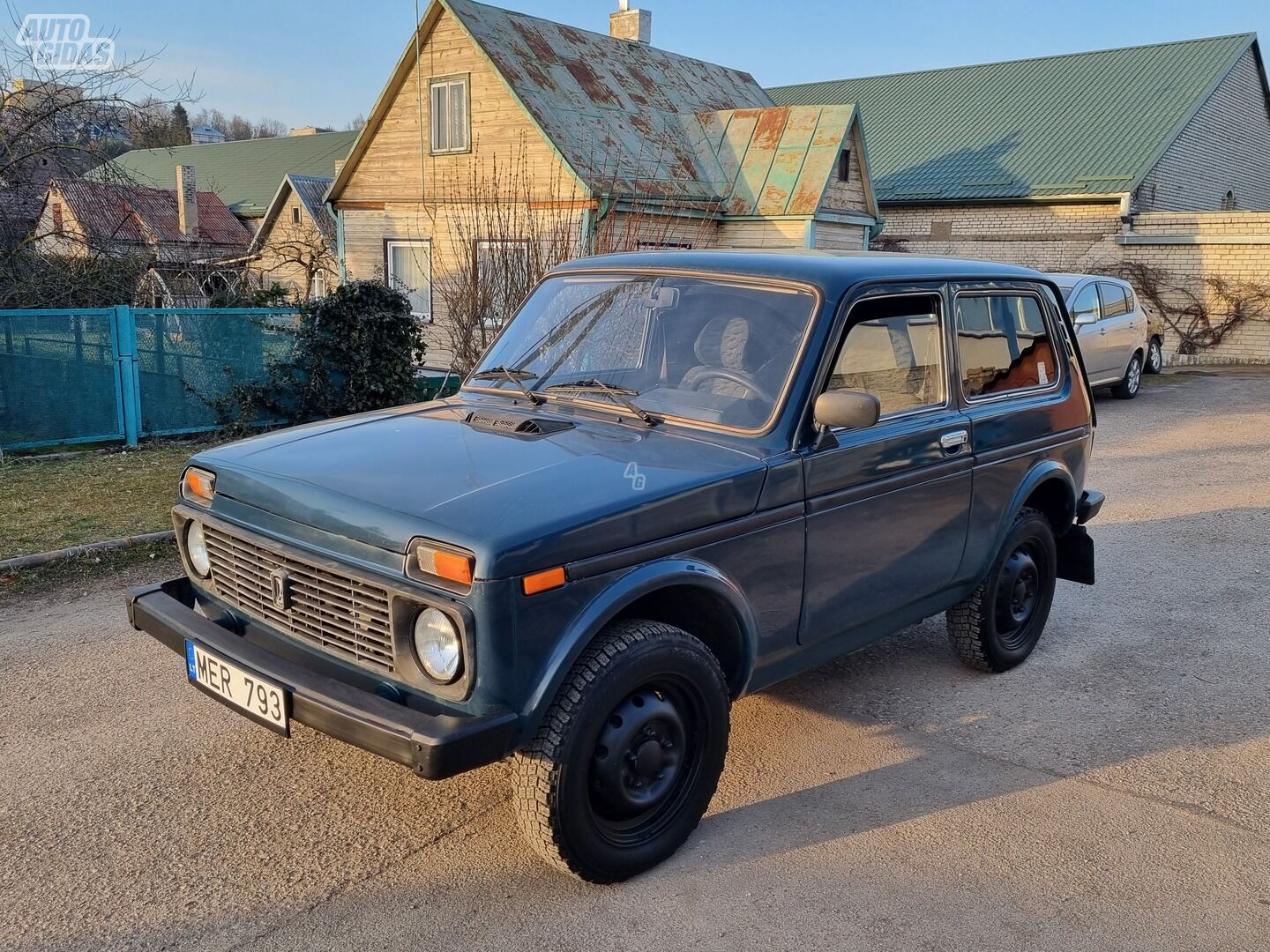 Lada Niva 2001 г Внедорожник / Кроссовер