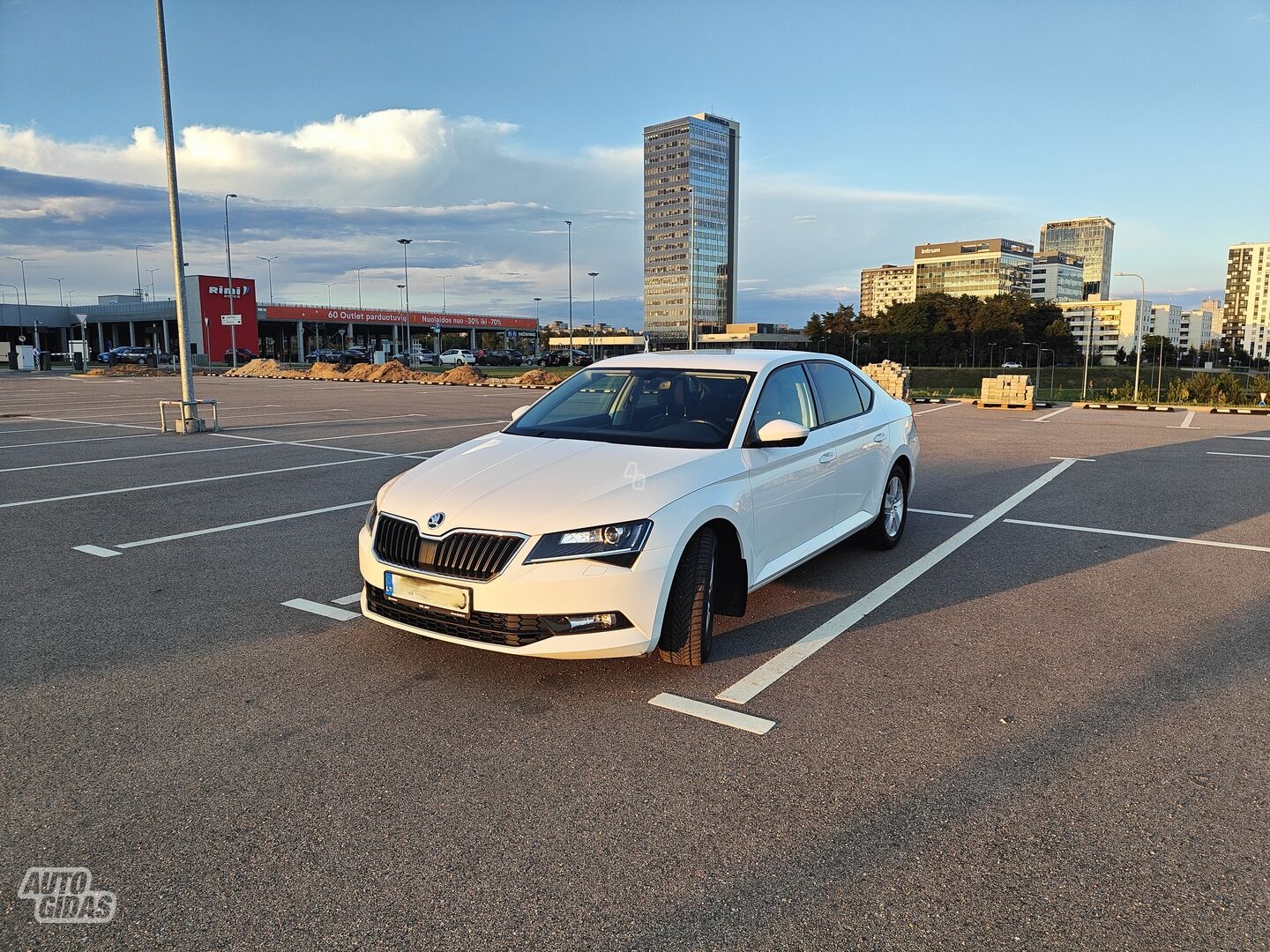 Skoda Superb TSI 2018 г