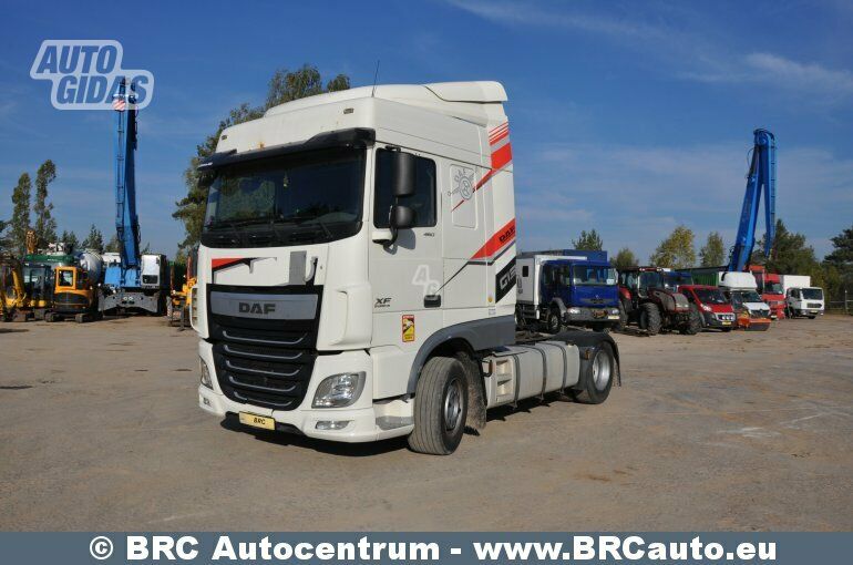 DAF XF 2014 y Semi-trailer truck