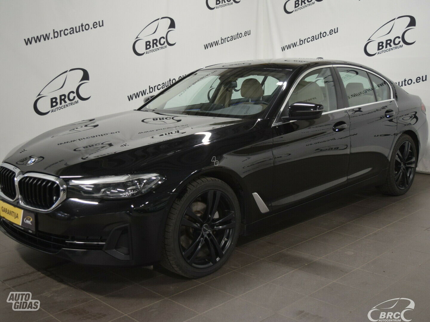 Bmw 520 i A/T 2021 г