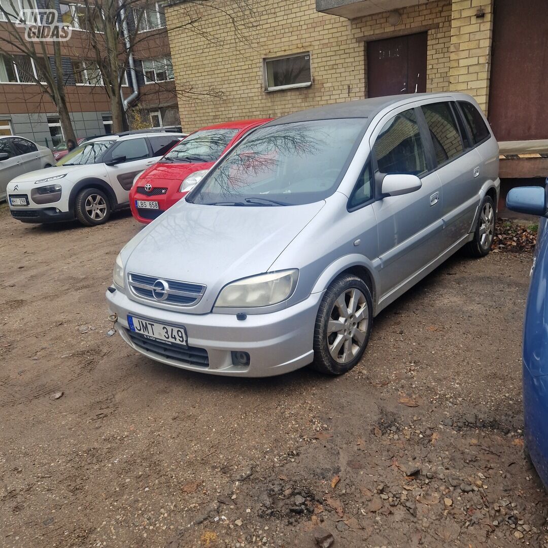 Opel Zafira 2004 y Van