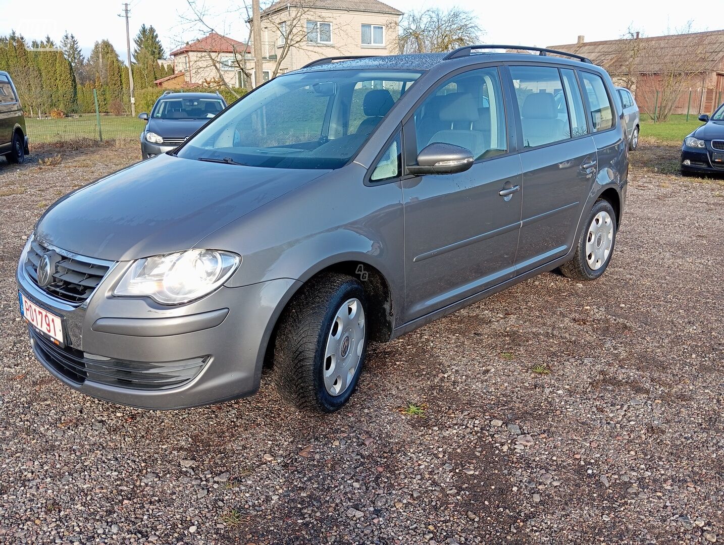 Volkswagen Touran 2010 m Vienatūris