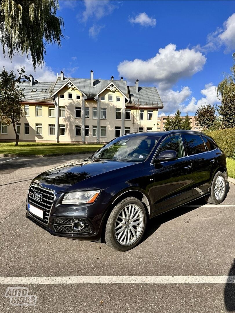 Audi Q5 2017 y Off-road / Crossover