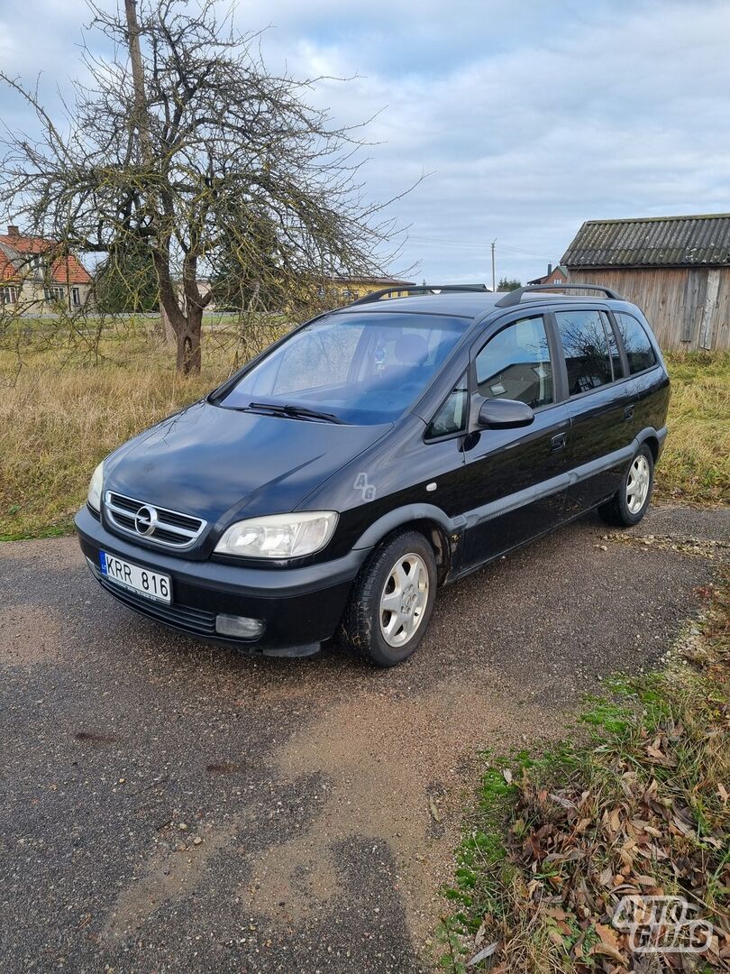 Opel Zafira A 2003 y