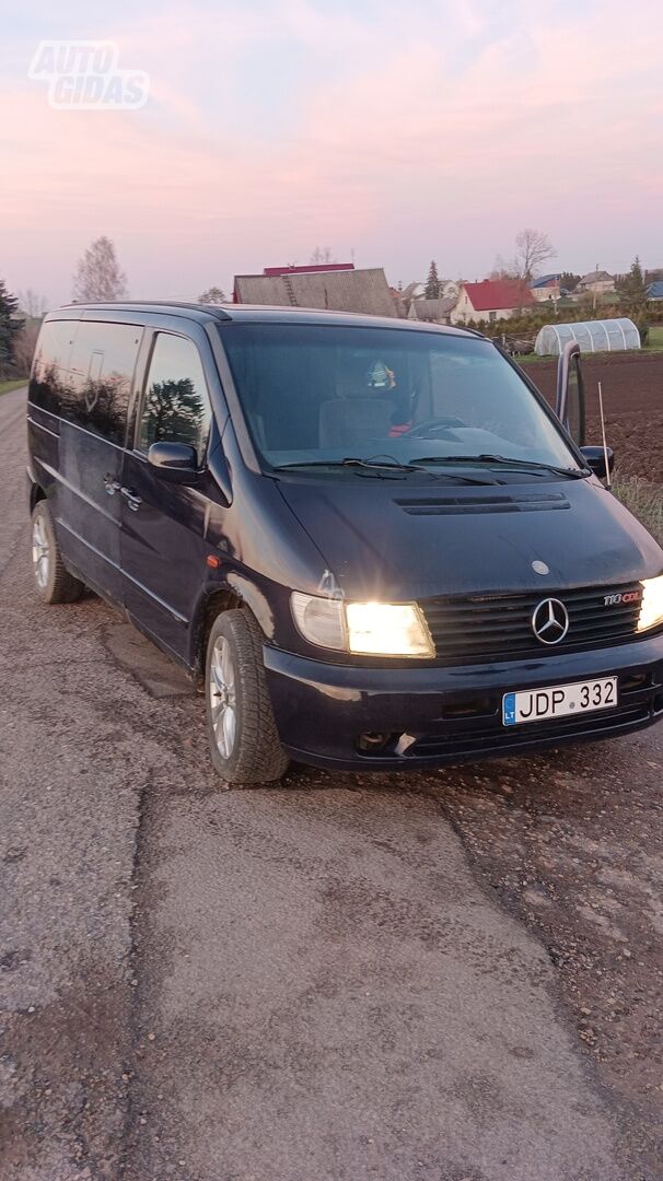 Mercedes-Benz Vito 2000 y Minibus