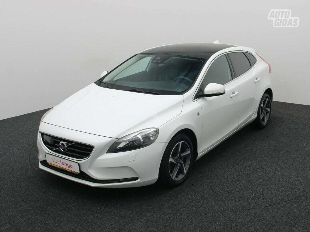 Volvo V40 2015 m Hečbekas