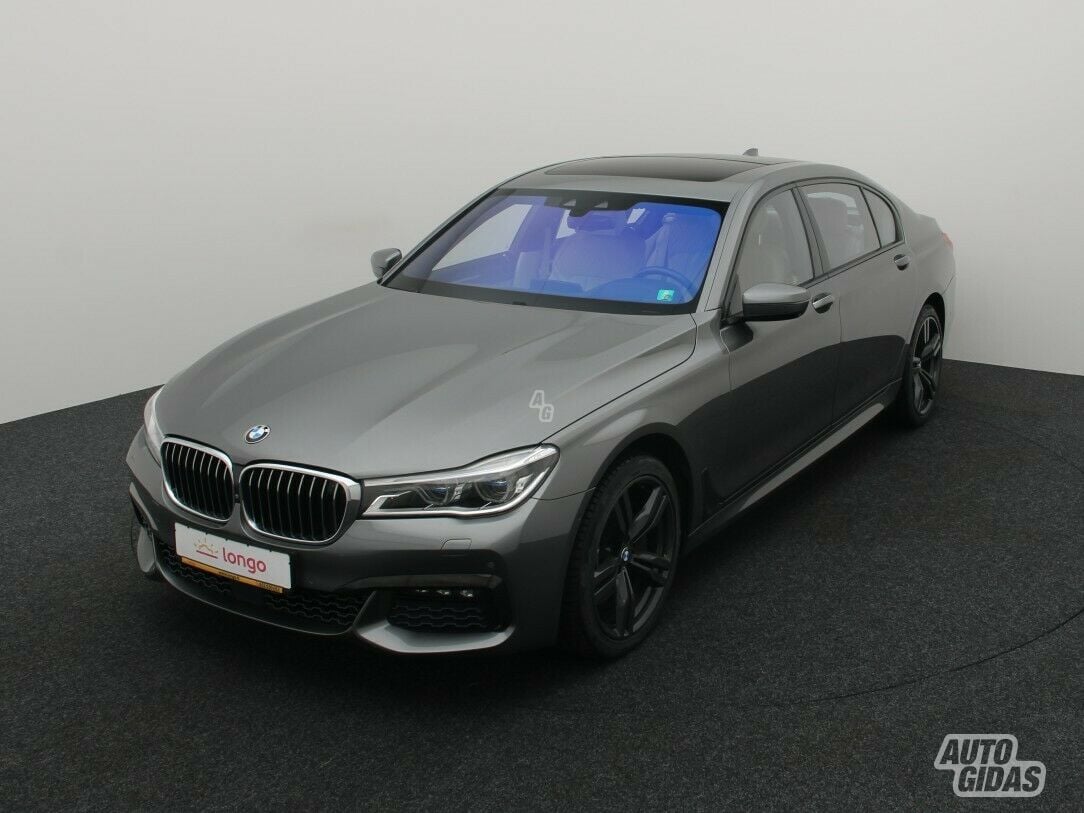 Bmw 750 2015 г Седан