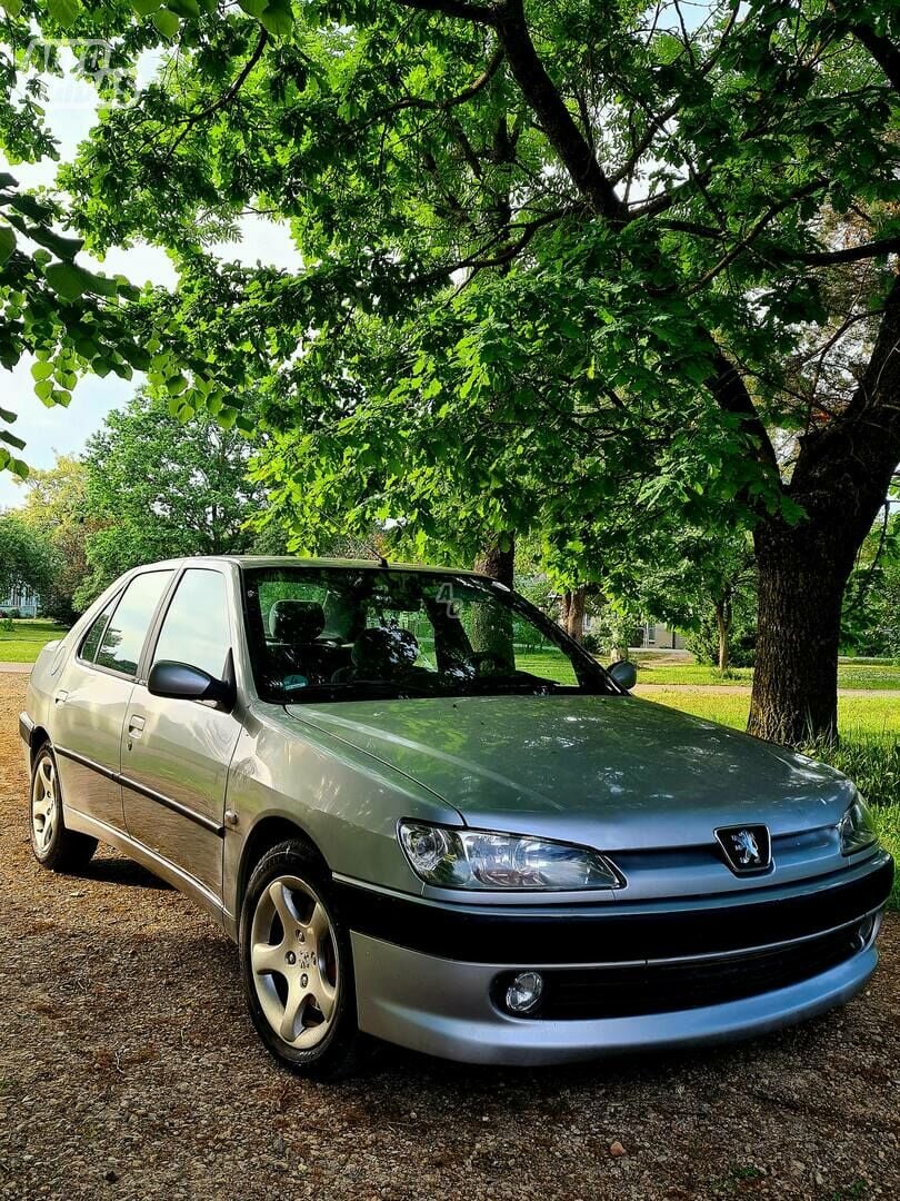 Peugeot 306 2001 г Седан