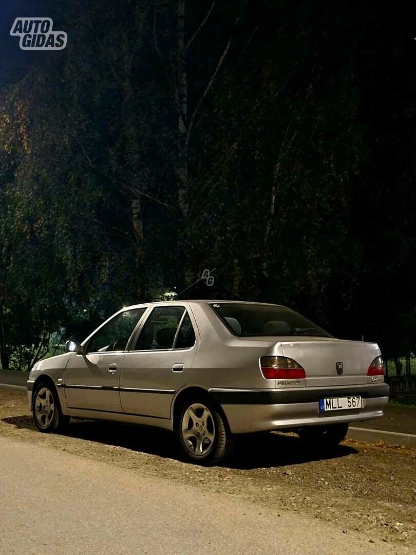 Peugeot 306 2001 y Sedan