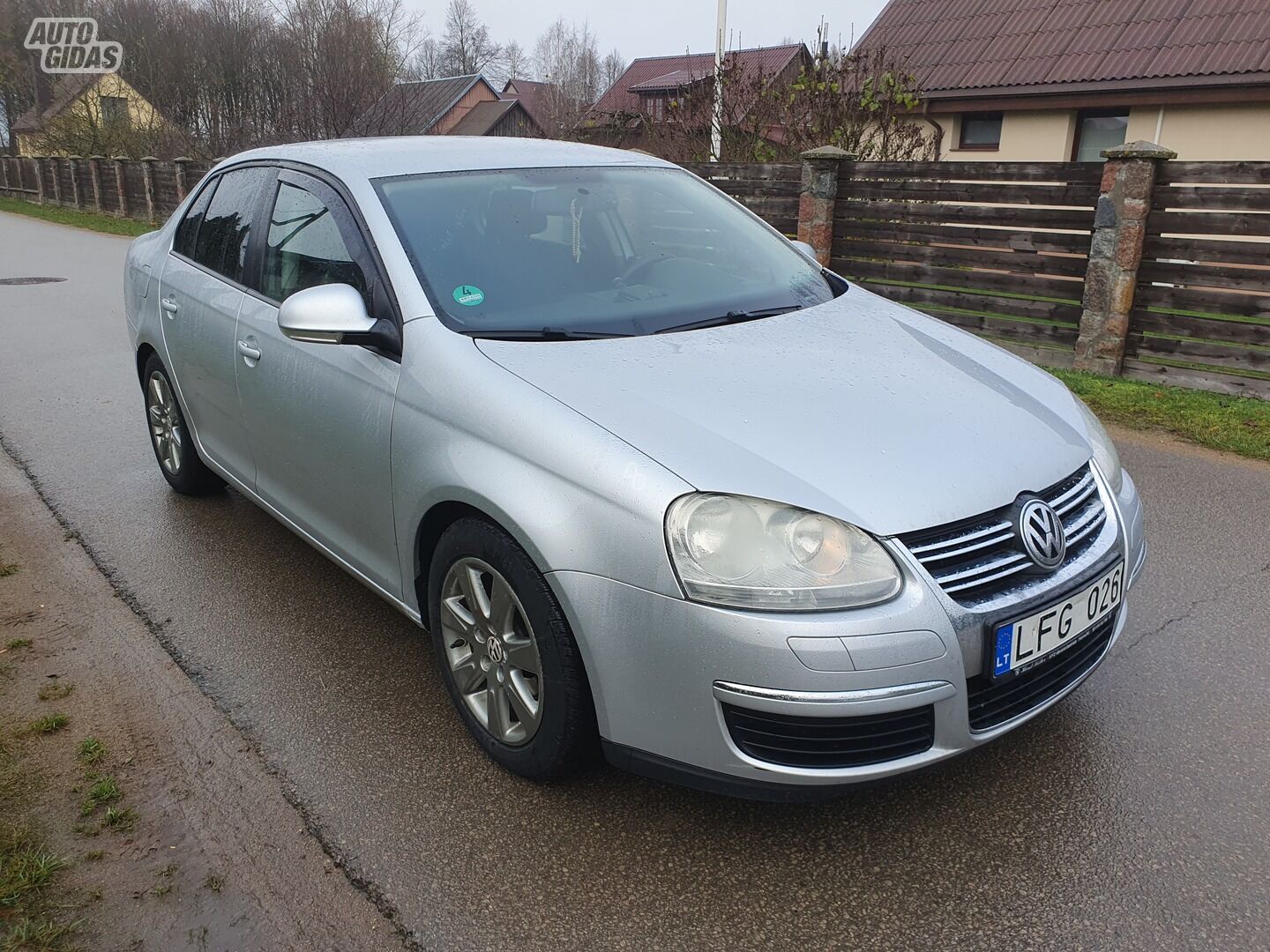 Volkswagen Jetta V 2009 г