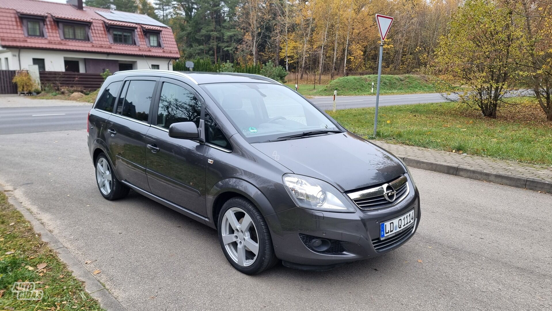 Opel Zafira 2012 m Vienatūris