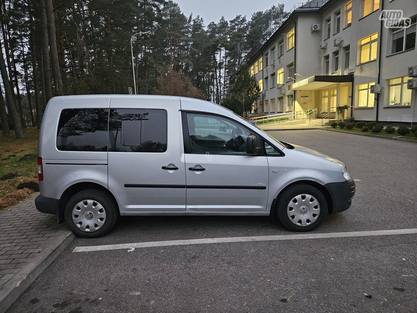 Volkswagen Caddy III 2005 y