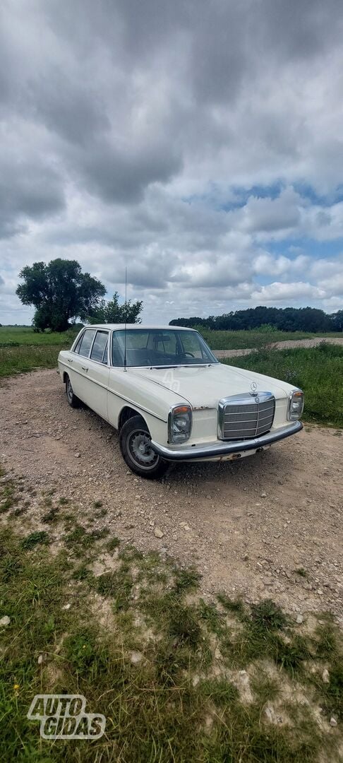 Mercedes-Benz 1970 г Седан