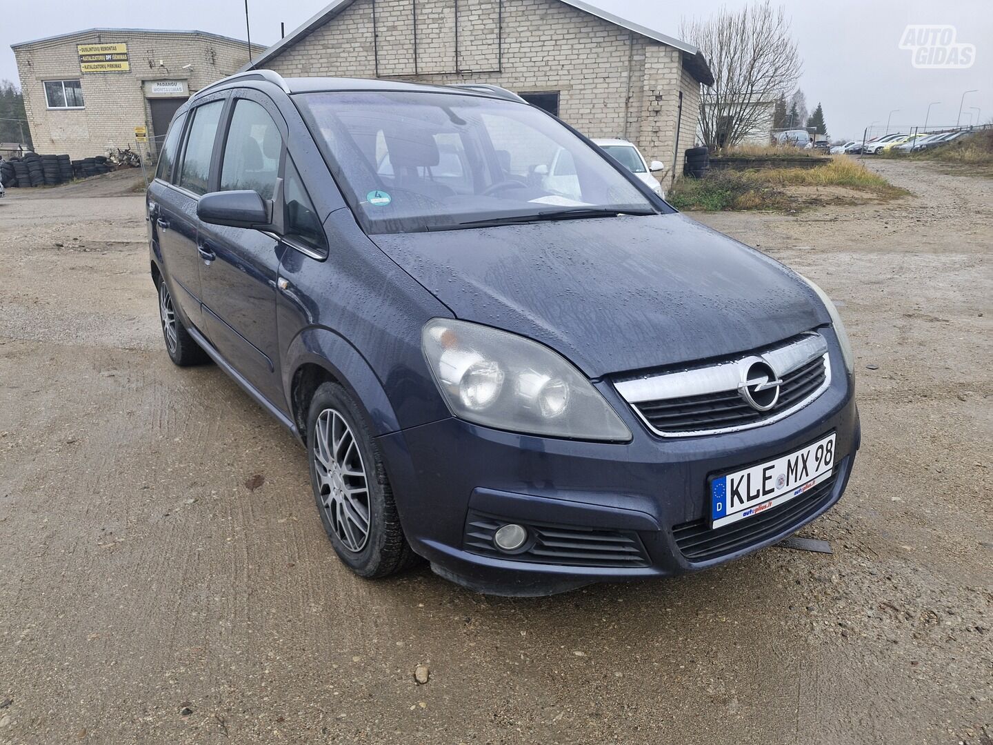 Opel Zafira B 2006 y