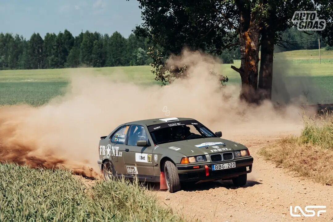 Bmw 330 1997 m Hečbekas