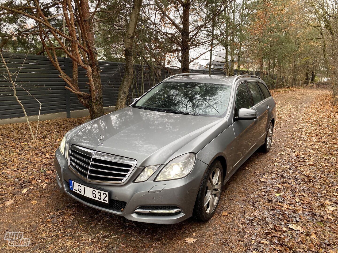 Mercedes-Benz E 250 S212 2011 m