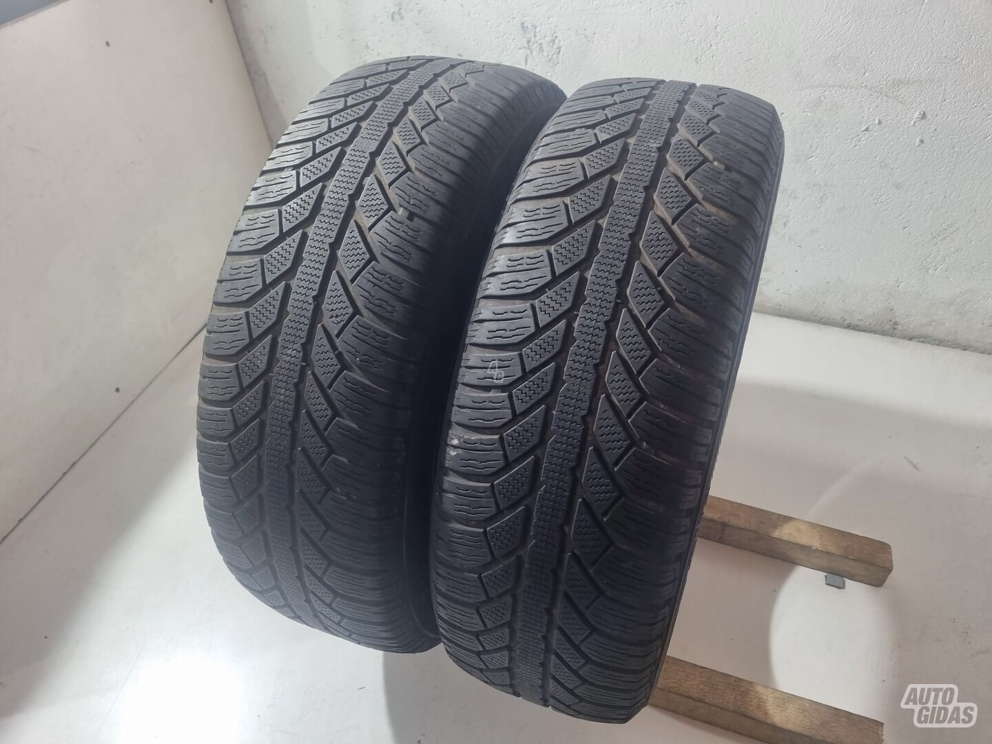 Semperit 4mm R17 winter tyres passanger car