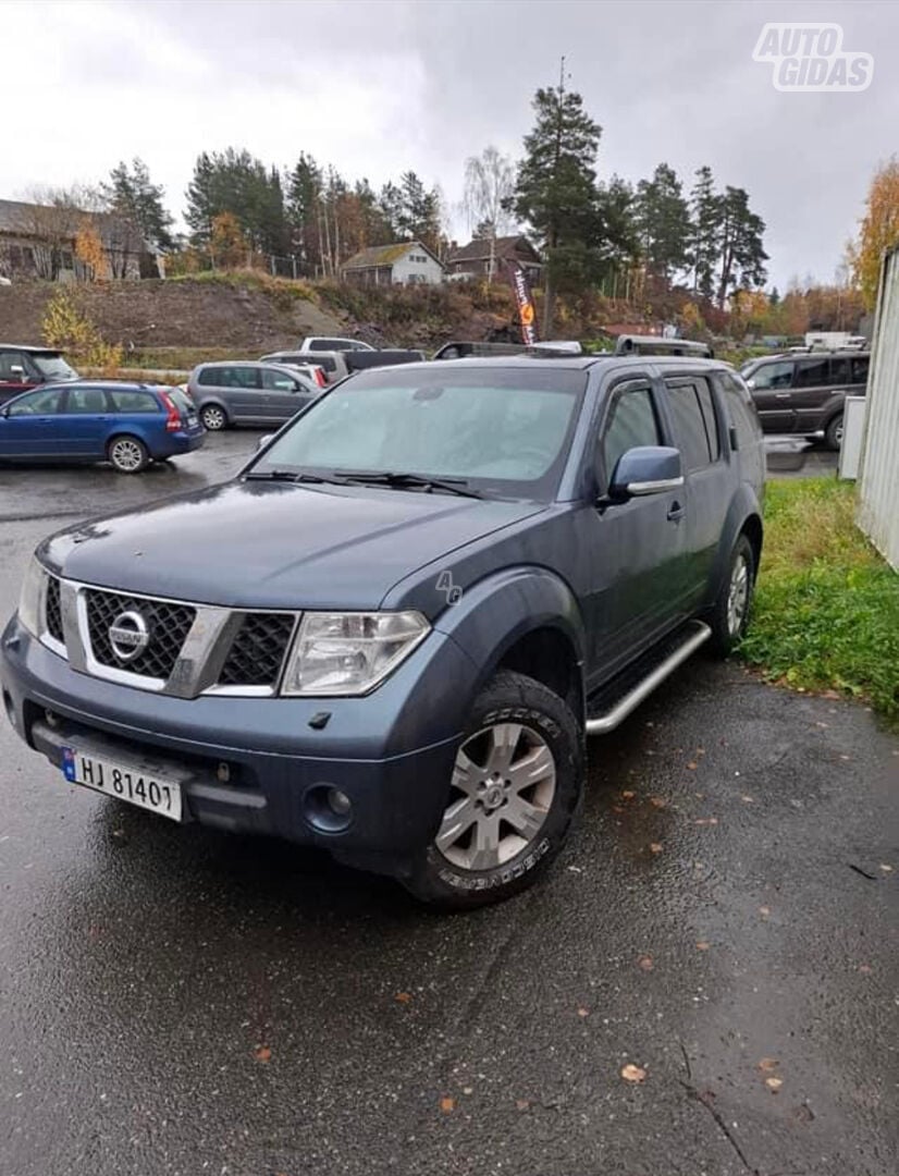 Nissan Pathfinder 2007 г Внедорожник / Кроссовер