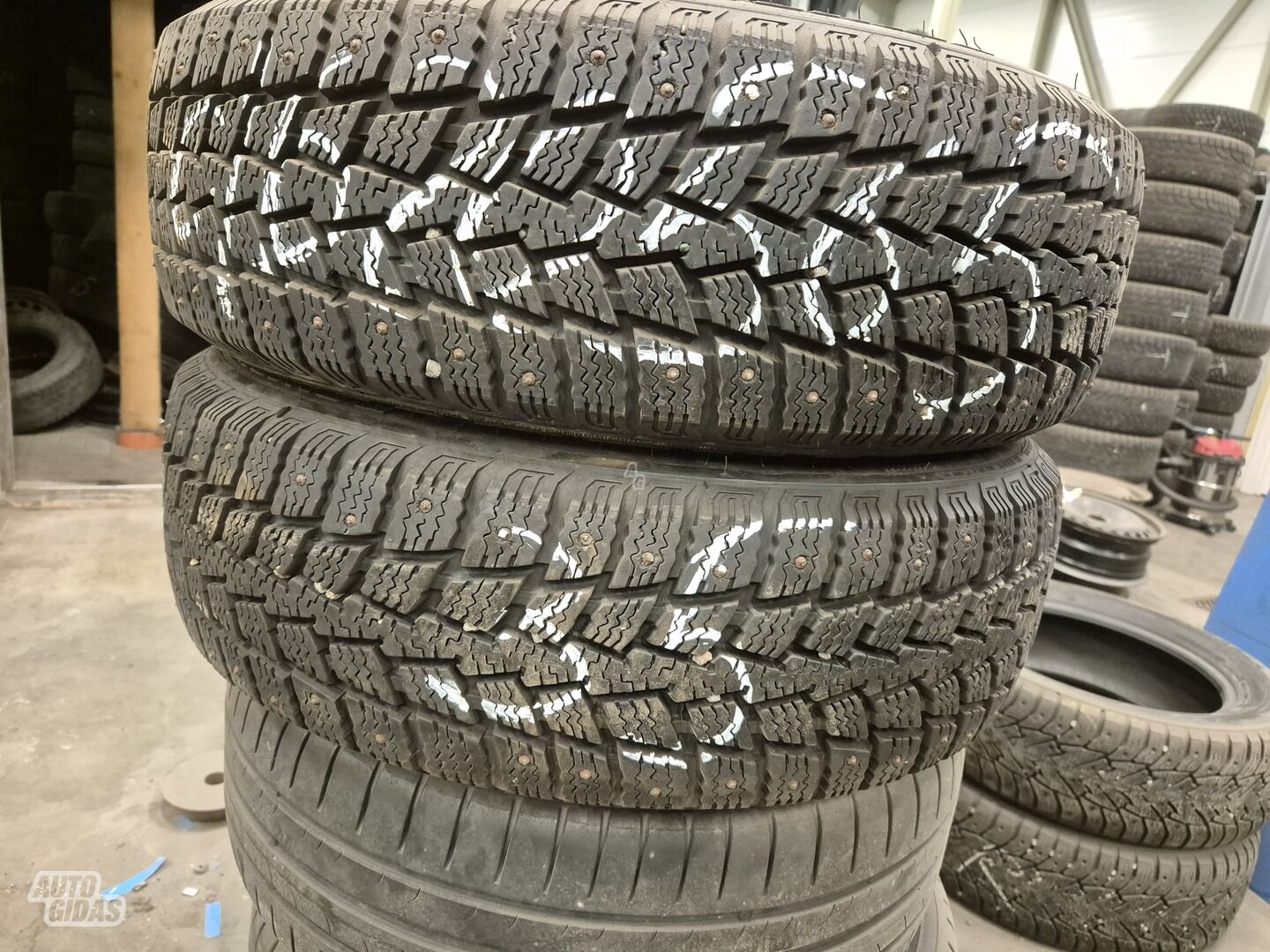 R16C winter tyres minivans