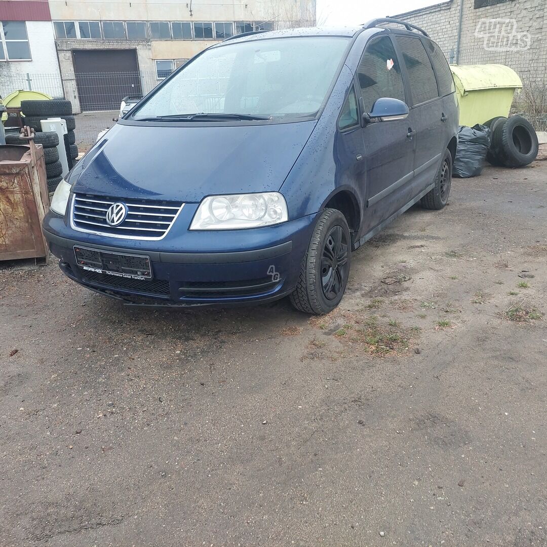 Volkswagen Sharan 23998 2006 г