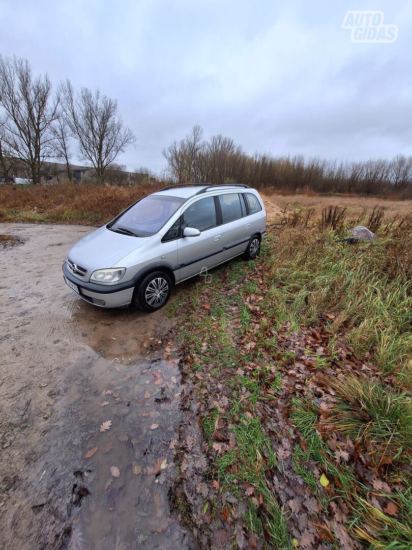 Opel Zafira 2003 г Минивэн