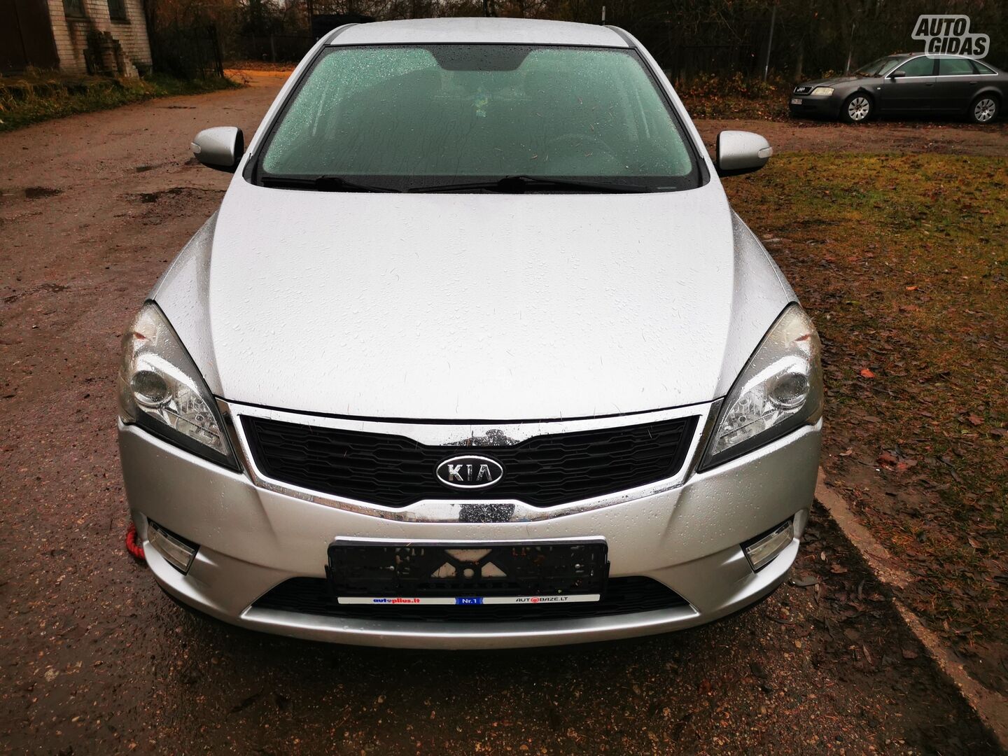 Kia Cee'd 2010 г Хэтчбек