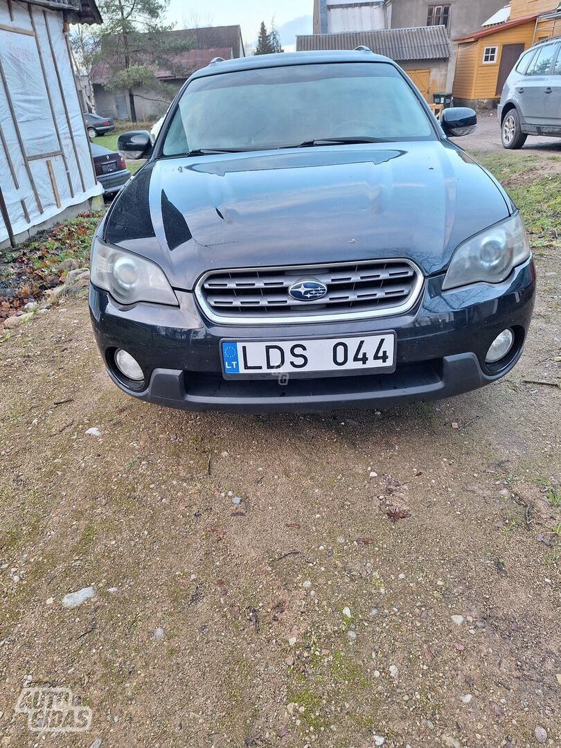 Subaru Legacy 2005 y Off-road / Crossover