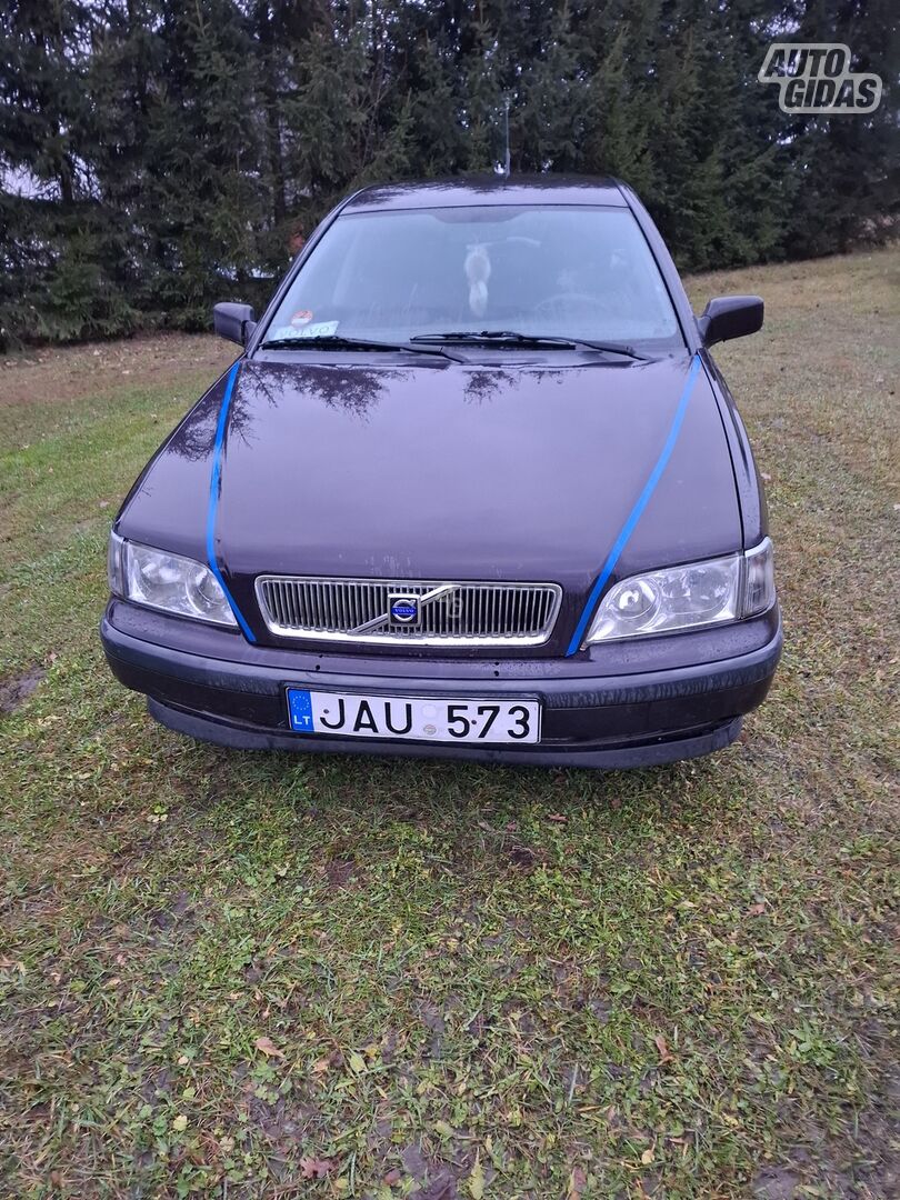 Volvo V40 2000 m Universalas