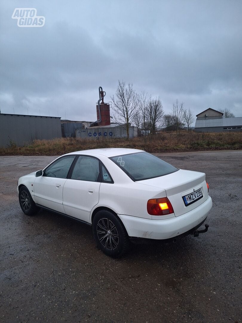 Audi A4 B5 1998 г