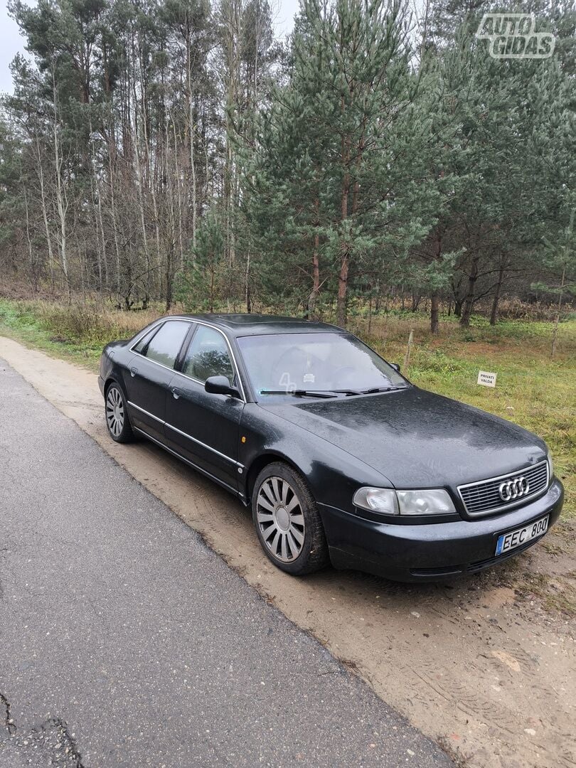 Audi A8 1997 m Sedanas