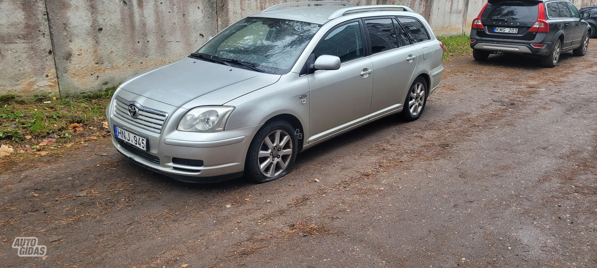 Toyota Avensis II 2006 m