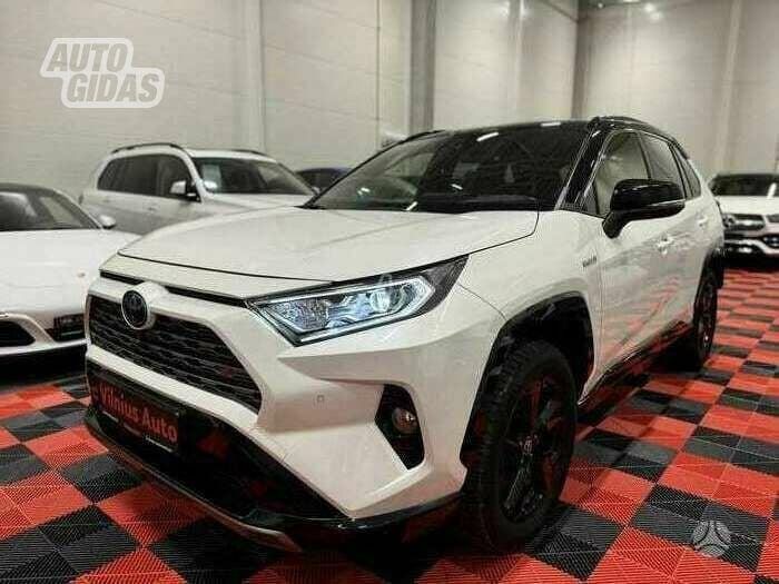 Toyota RAV4 V 2021 m