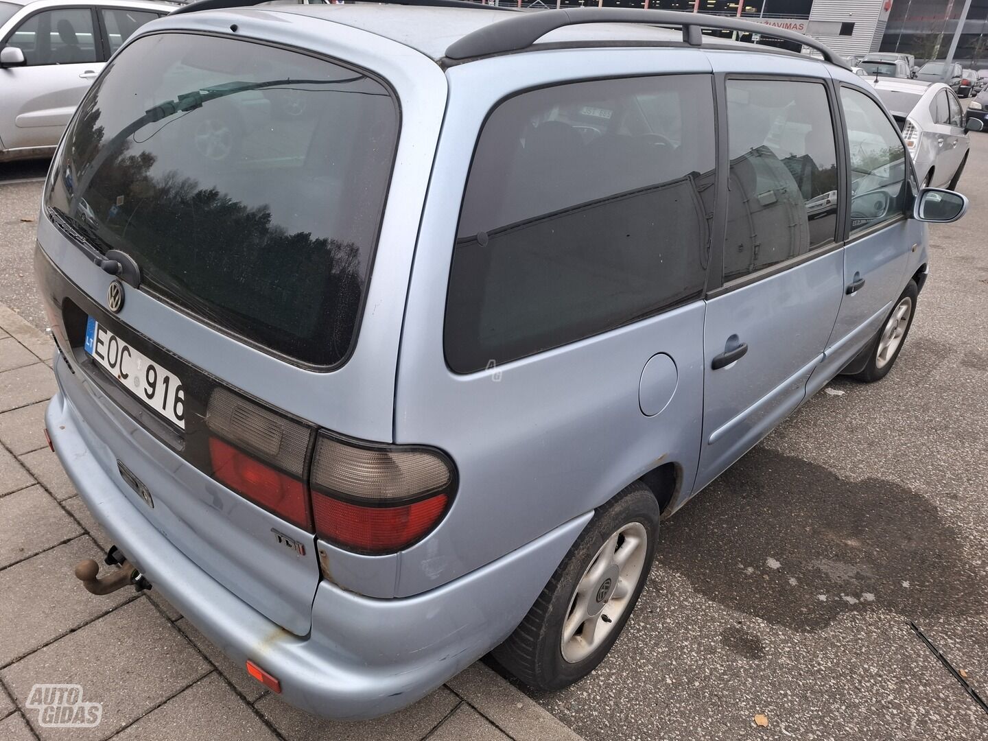 Volkswagen Sharan 2000 y Hatchback