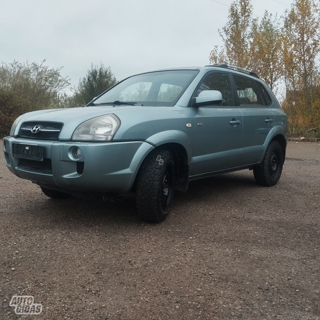 Hyundai Tucson 2005 y Off-road / Crossover