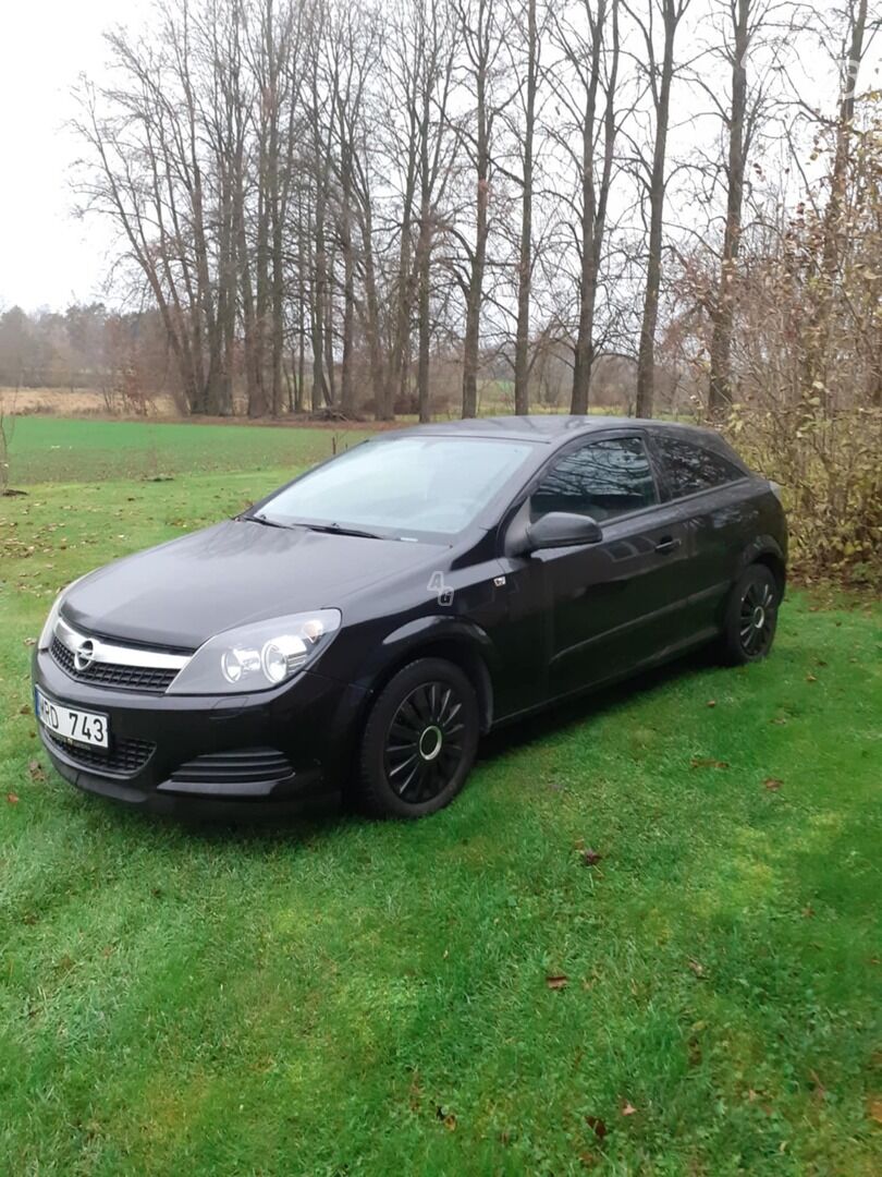 Opel Astra 2009 y Coupe