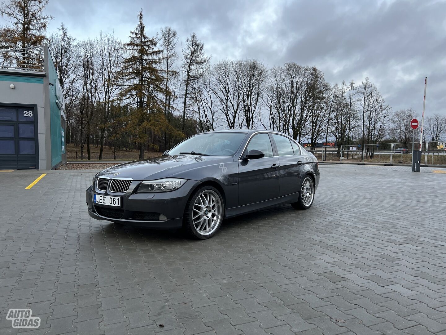 Bmw 330 2006 г Седан