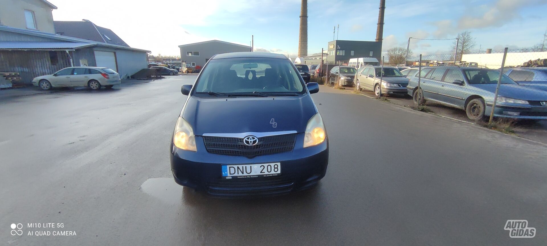 Toyota Corolla Verso 2003 г Хэтчбек