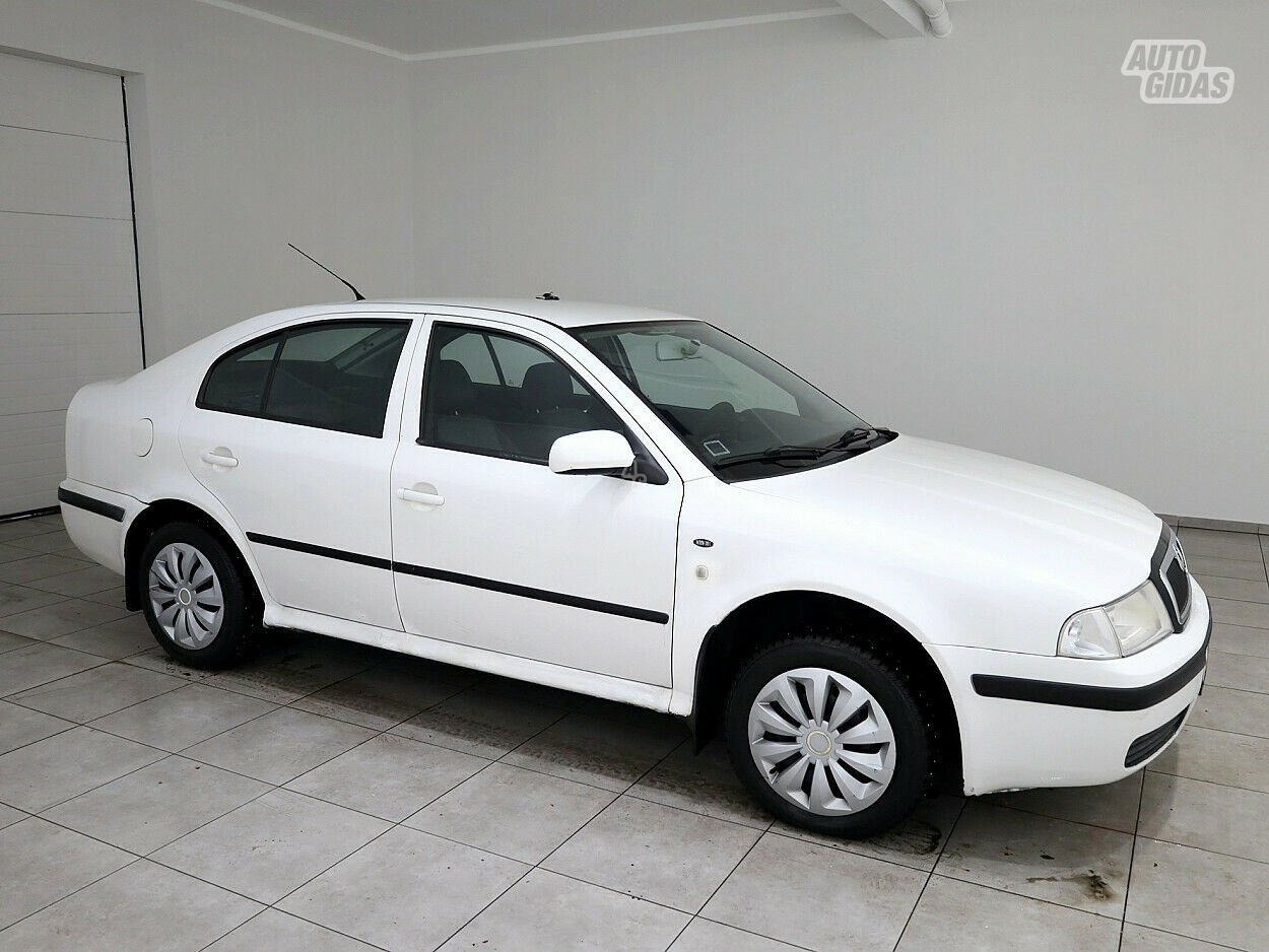 Skoda Octavia 2003 y Hatchback