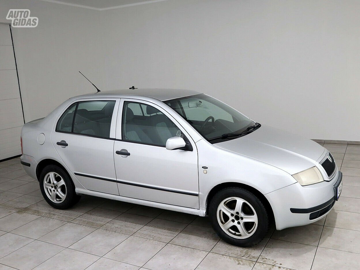 Skoda Fabia 2002 y Sedan