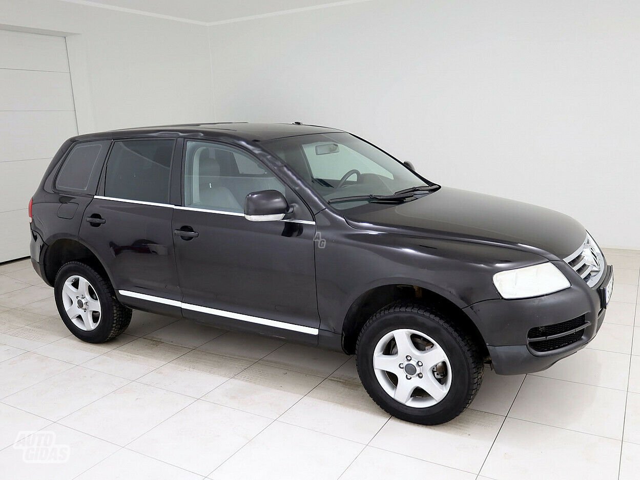 Volkswagen Touareg 2004 г Внедорожник / Кроссовер