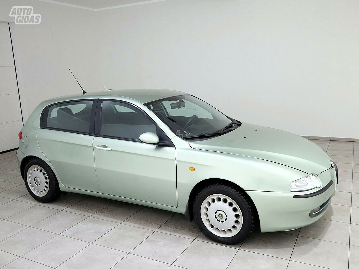 Alfa Romeo 147 2004 m Hečbekas