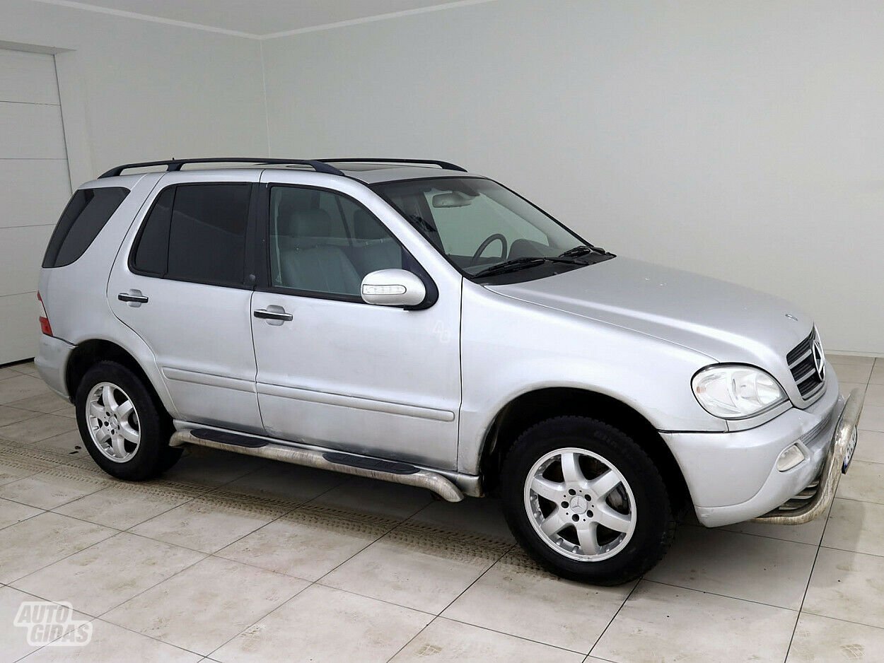 Mercedes-Benz ML 400 2004 г Внедорожник / Кроссовер