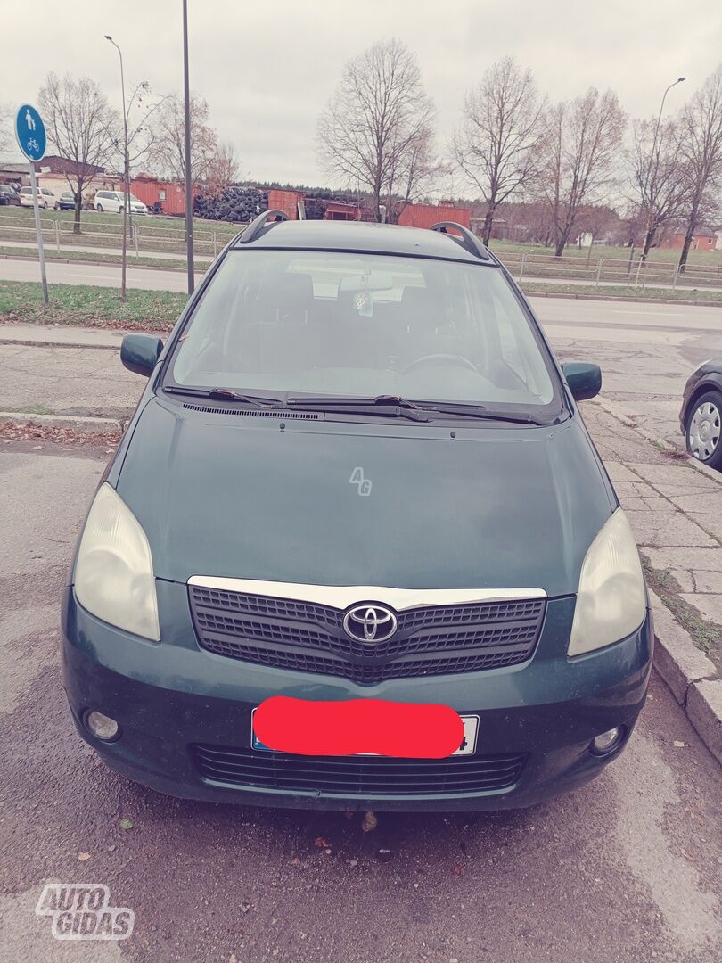 Toyota Corolla Verso 2002 y Van