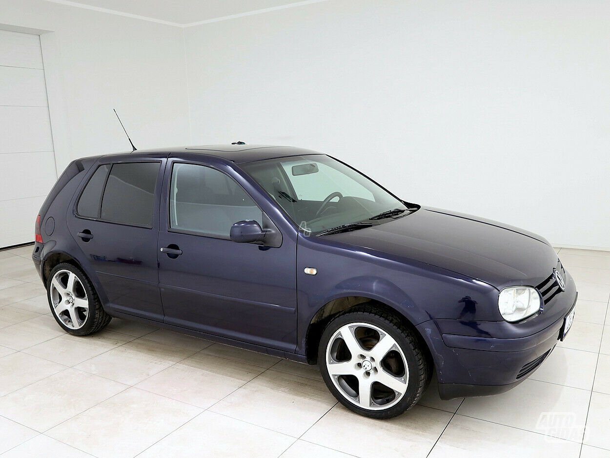 Volkswagen Golf 1998 m Hečbekas