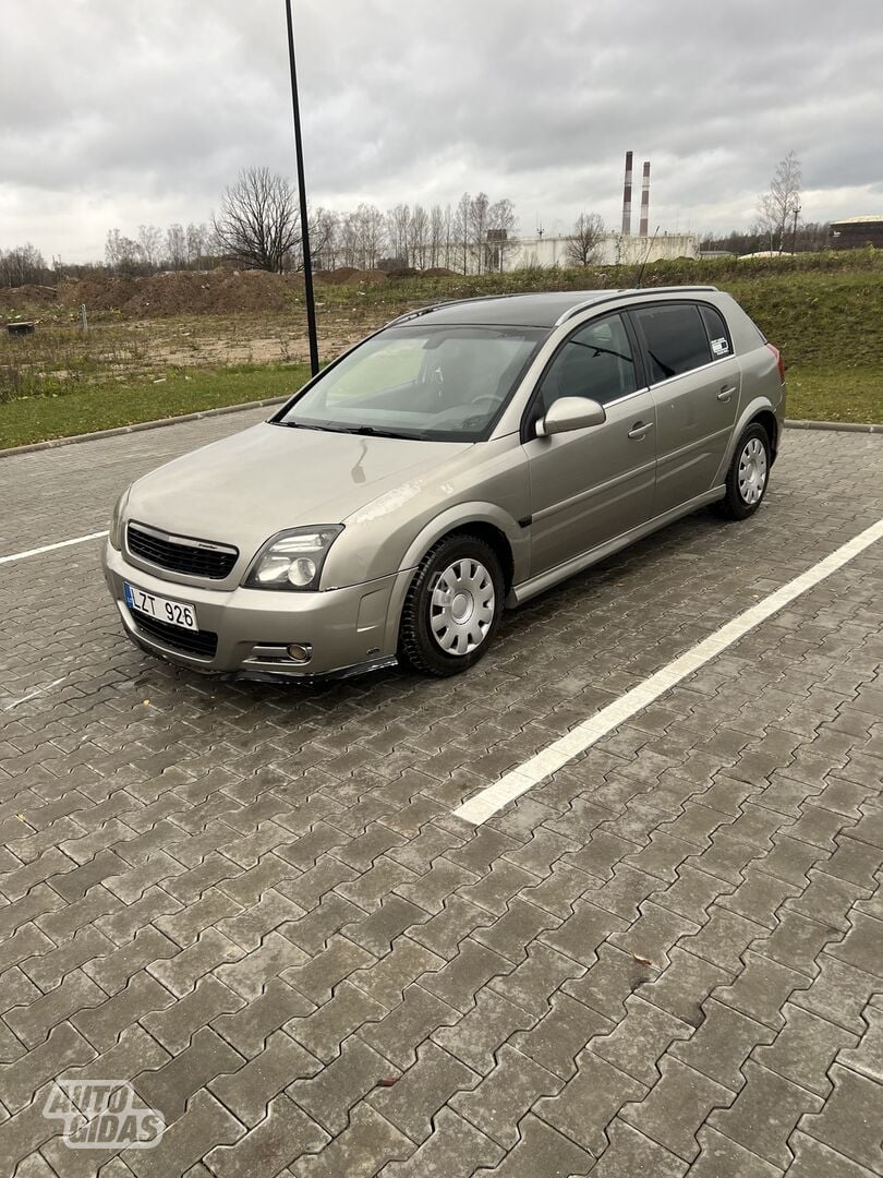 Opel Signum 2005 y Hatchback