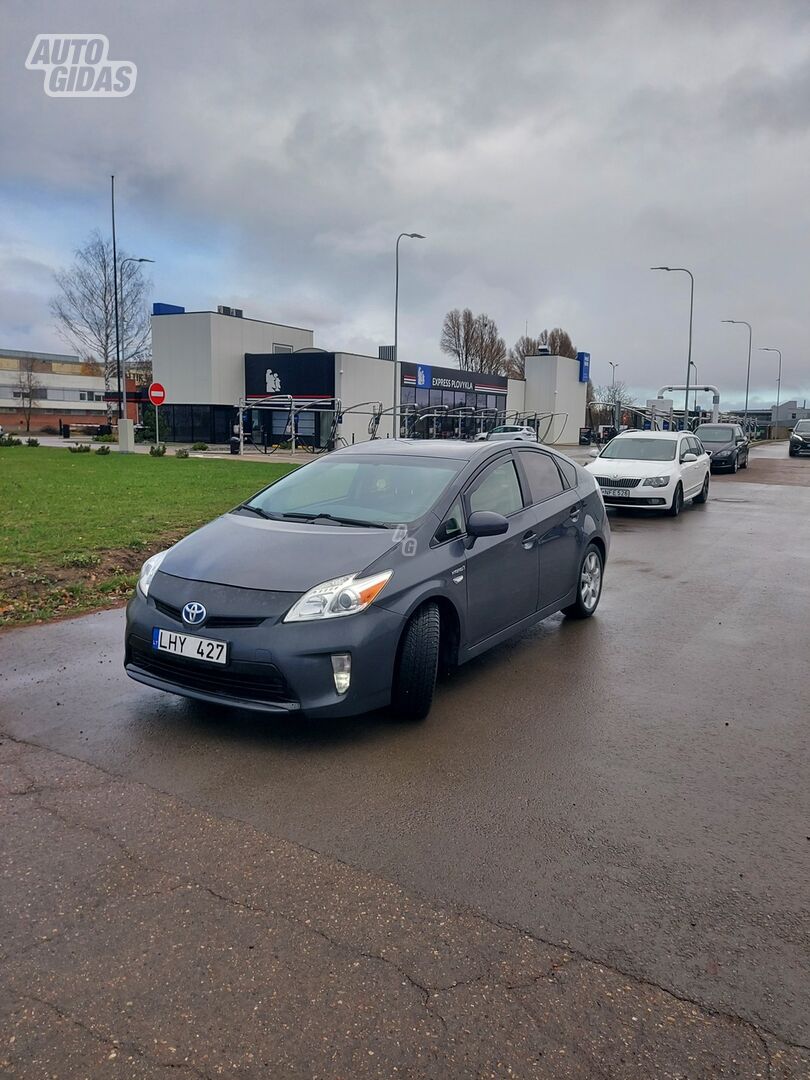 Toyota Prius III 2014 m